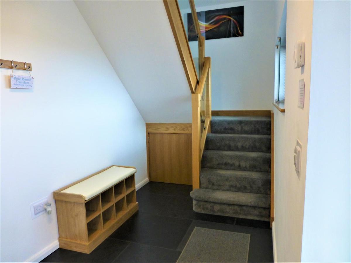 Gerycastell Luxury Holiday Apartment With Stunning Views & Ev Station Point Carmarthen Esterno foto
