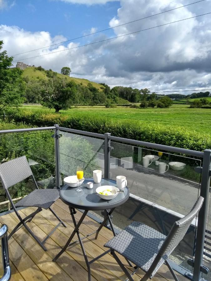 Gerycastell Luxury Holiday Apartment With Stunning Views & Ev Station Point Carmarthen Esterno foto